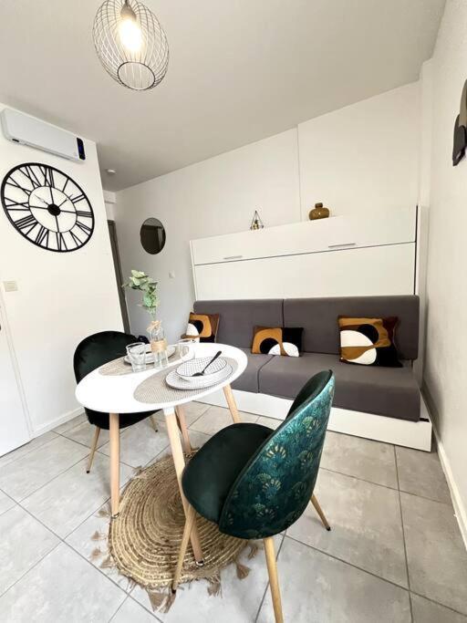 Lumiere Du Centre - Parking - Apartment